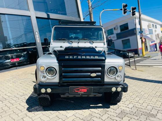 LAND ROVER DEFENDER 2.4 110 SW 4X4 TURBO DIESEL 4P MANUAL LAND ROVER DEFENDER 2.4 110 SW 4X4 TURBO DIESEL 4P MANUAL